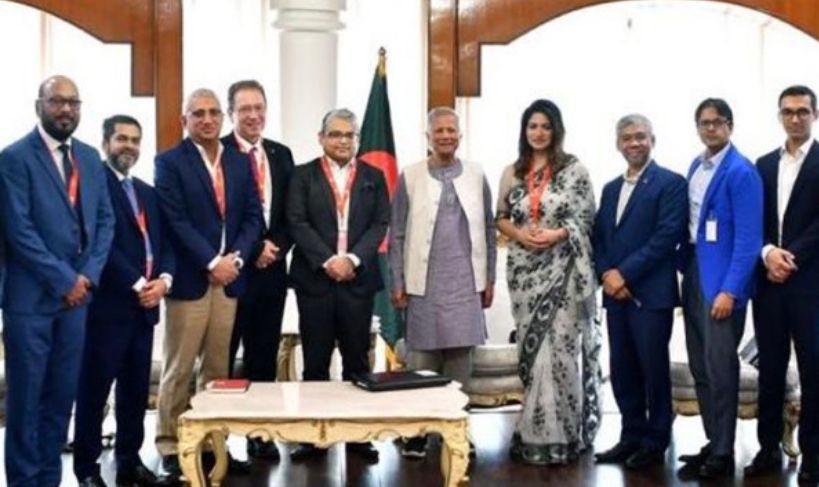 প্রধান উপদেষ্টা সঙ্গে সাক্ষাৎ করলেন ফয়সল চৌধুরীসহ শীর্ষ ব্যবসায়ীরা প্রধান উপদেষ্টা সঙ্গে সাক্ষাৎ করলেন ফয়সল চৌধুরীসহ শীর্ষ ব্যবসায়ীরা