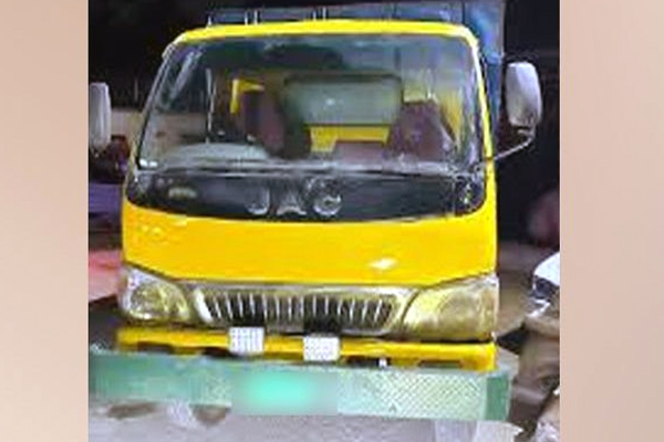 বিশ্বনাথে ৭০বস্তা ভারতীয় চিনিসহ যুবক আটক