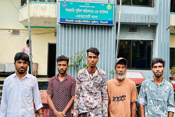 সিলেটে ডিবির অভিযানে আটক ৫ জুয়াড়ি