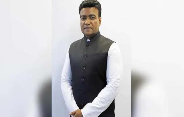 সুনামগঞ্জে আওয়ামী লীগ নেতা প্রদ্যুৎকে পূজা উদযাপন পরিষদের সংবর্ধনা, আলোচনা-সমালোচনা