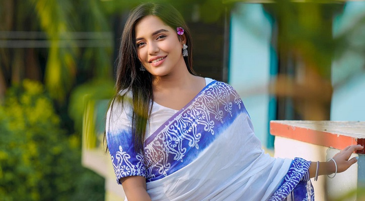 ভাইরাল ভিডিও নিয়ে মুখ খুললেন মাহির