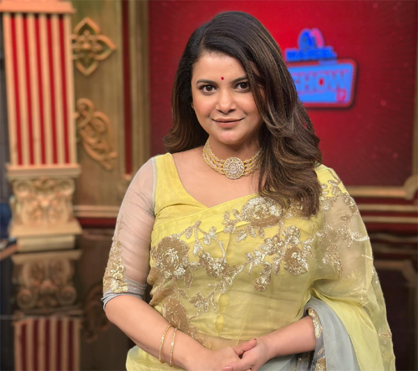 &lsquo;আমি কোনো রাজনৈতিক চরিত্র নই&rsquo;