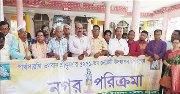 সাম্প্রদায়িক সম্প্রীতির উজ্জ্বল দৃষ্টান্ত সিলেট: জন্মাষ্টমী উদযাপনে আরিফুল হক চৌধুরী