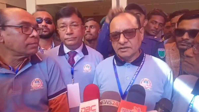 পরিমার্জন করতে গিয়ে শতভাগ বই বিতরণ সম্ভব হয়নি: গণশিক্ষা উপদেষ্টা 