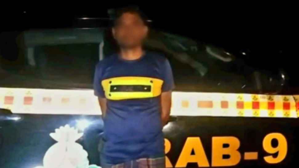 বাবাকে কুপিয়ে হত্যাচেষ্টার মামলায় ছেলে গ্রেফতার
