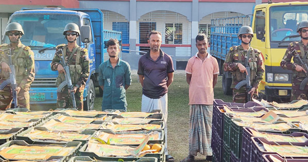 সুনামগঞ্জে বিপুল পরিমাণ ভারতীয় পণ্য জব্দ, আটক ৩
