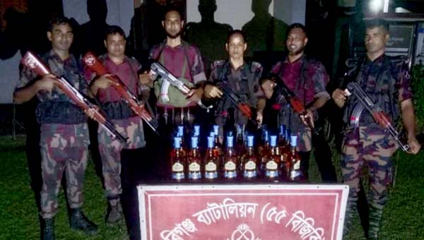 সীমান্তে বিজিবির পৃথক অভিযান, ২০ লাখ টাকার ভারতীয় পণ্য জব্দ