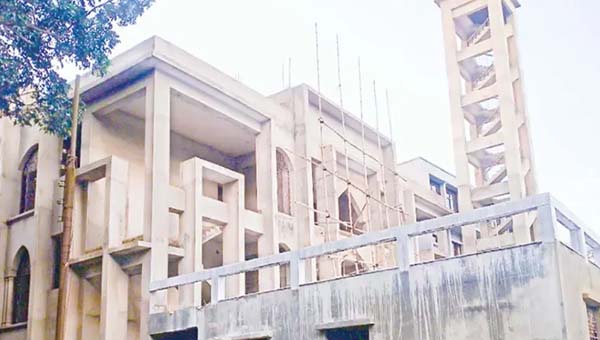 সাড়ে ১২ কোটি টাকার মডেল মসজিদ, সাত বছরেও শেষ হয়নি নির্মাণকাজ
