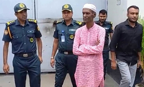 বিনা বিচারে ৩০ বছর কারাবাসের পর মুক্তি