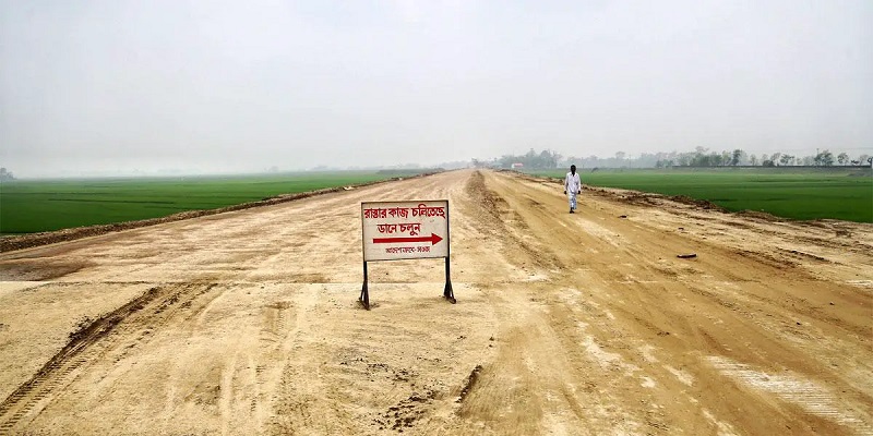 কুমারগাঁও-এয়ারপোর্ট সড়ক প্রকল্পে জমি জটিলতা