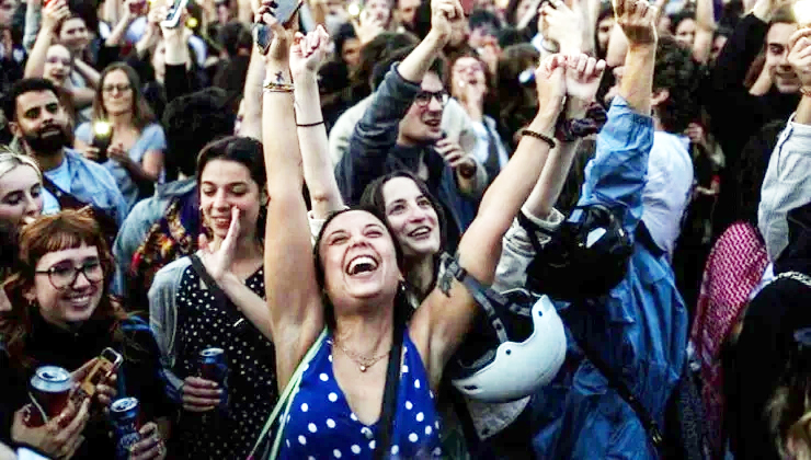 ঝুলন্ত পার্লামেন্টের মুখোমুখি ফ্রান্স