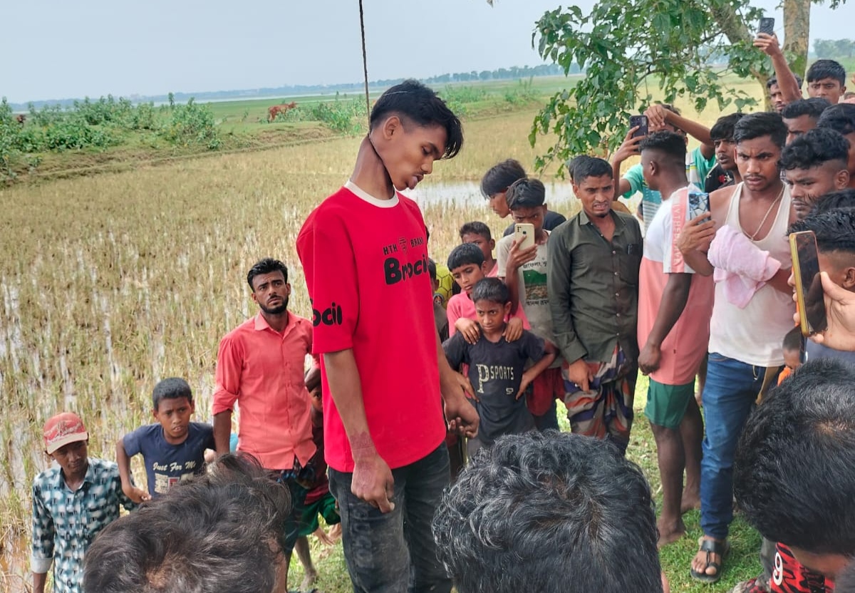 দোয়ারাবাজারে হাওরের গাছে ঝুলন্ত অবস্থায় তরুণের মরদেহ উদ্ধার