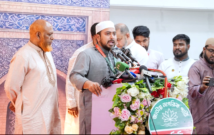 দপ্তরে দলীয়করণ ও সিটি করপোরেশনে দলীয় প্রশাসক নিয়োগের অভিযোগ নাহিদ ইসলামের