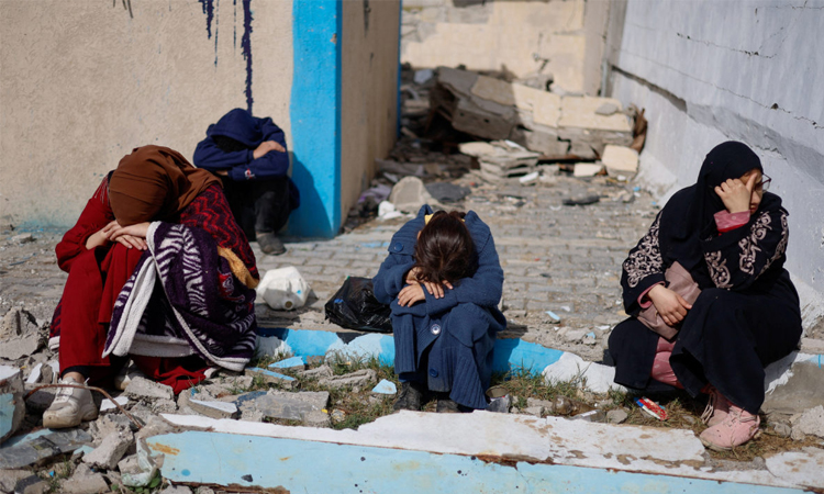 ইসরায়েলি হামলায় আরও ৬১ ফিলিস্তিনি নিহত