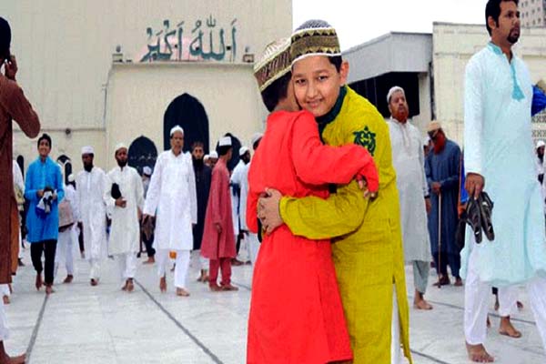 পবিত্র ঈদুল ফিতর আজ