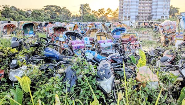 সিলেটের ডাম্পিং ইয়ার্ডে হাজারো যানবাহন, পড়ে থেকে নষ্ট হচ্ছে যন্ত্রাংশ