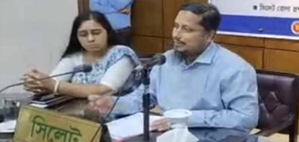  সিলেটে সরকারি কর্মকর্তাদের &lsquo;তুলনামূলক প্রতিবেদন&rsquo; মাসের শুরুতে দিতে ডিসির নির্দেশ 