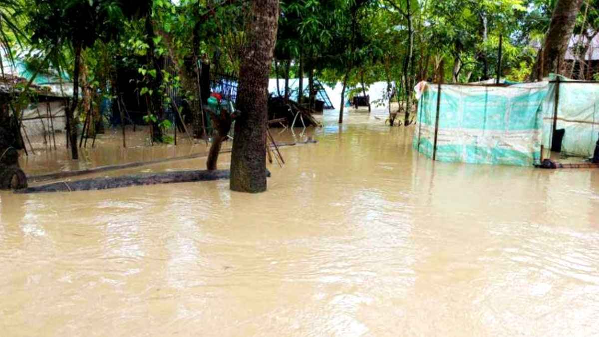 মৌলভীবাজারে মনু-ধলাই-জুড়ী নদীর পানি বিপৎসীমার উপরে