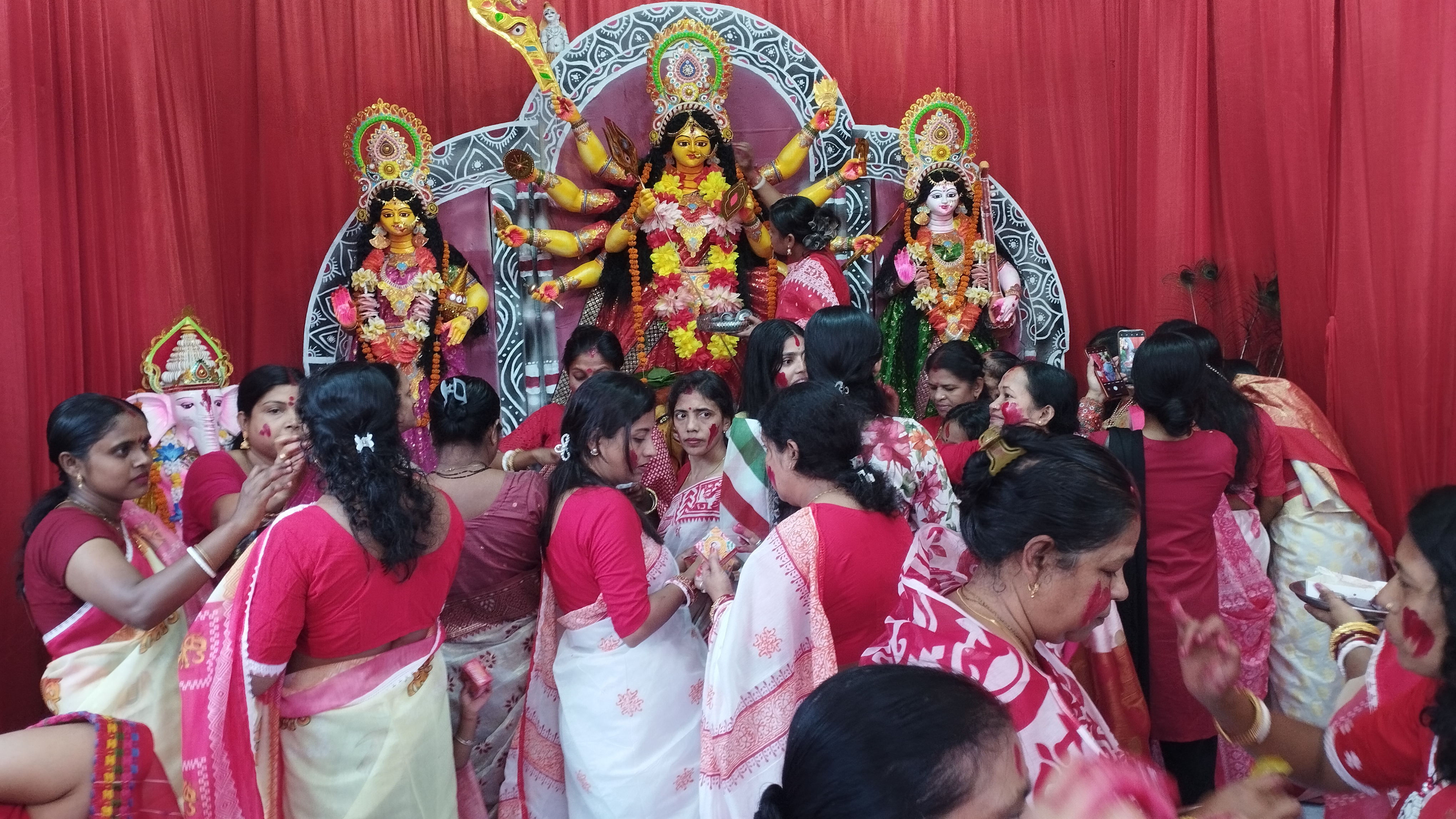 দেবী যাচ্ছেন কৈলাসে, অপেক্ষা আরেক শরতের