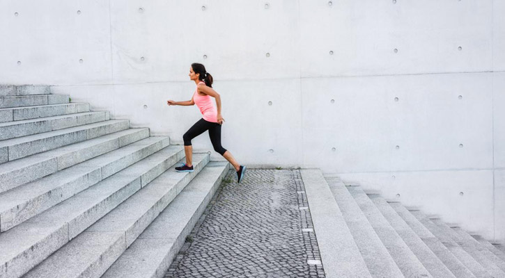 সিঁড়ি ব্যবহারে আমাদের শরীরে যা ঘটে