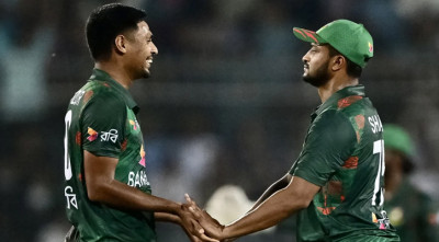 ১০ উইকেটে টাইগারদের রেকর্ড জয়