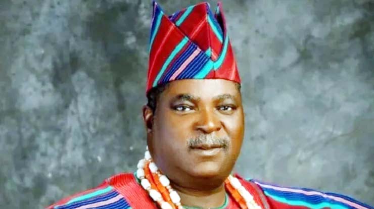 নাইজেরিয়ায় রাজাকে হত্যা করে রাণীকে অপহরণ