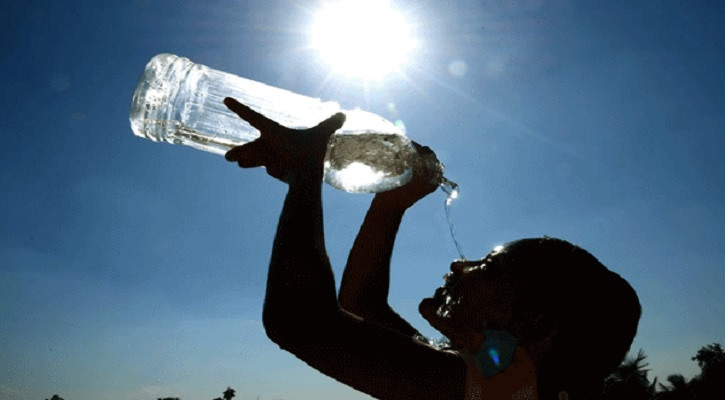 হিট স্ট্রোকের লক্ষণ ও করণীয়