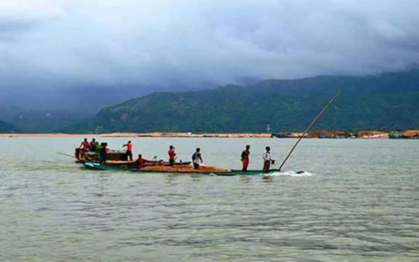 পানি বাড়লেও আপাতত বন্যার শঙ্কা নেই