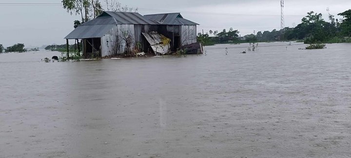 ১৫ দিনের ব্যবধানে আবারও সুনামগঞ্জে বন্যা