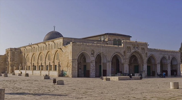 ফিলিস্তিনিদের আল-আকসায় বিধিনিষেধ ইসরায়েলের