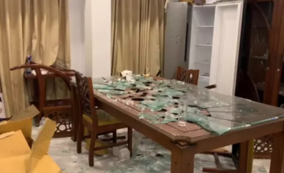 আওয়ামী লীগের চার নেতার বাসায় হামলা, আটক ৪