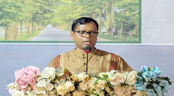 ওসমানী বিমানবন্দর সড়কে সবুজায়নের উদ্যোগ