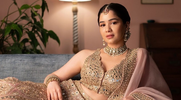 অভিনয়ে আসা প্রসঙ্গে মুখ খুললেন শচীনকন্যা