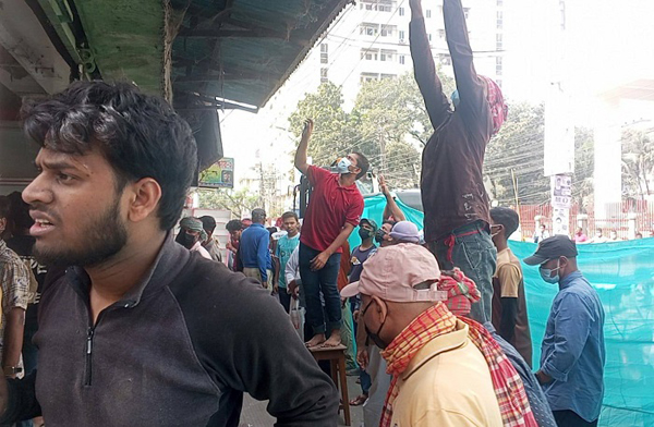 ৪২ বছর পর নগরীর রাধা মাধব মন্দিরের জমি দখলমুক্ত