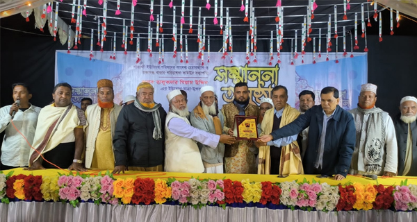 বিশ্বনাথে খাজাঞ্চী ইউপির সাবেক চেয়ারম্যান তালুকদার মো. গিয়াস উদ্দিনকে নাগরিক সংবর্ধনা প্রদান