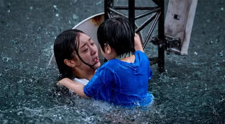 কী আছে &lsquo;দ্য গ্রেট ফ্লাড&rsquo; সিনেমায়?