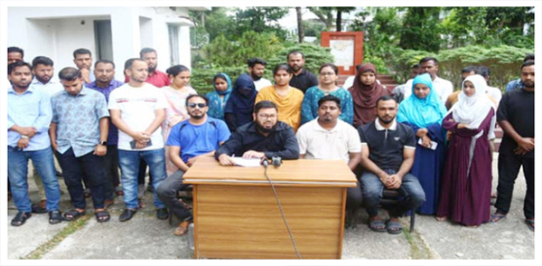 চাকরি স্থায়ীকরণে ৪৮ ঘণ্টার আল্টিমেটাম সিমেবি কর্মকর্তা-কর্মচারীদের