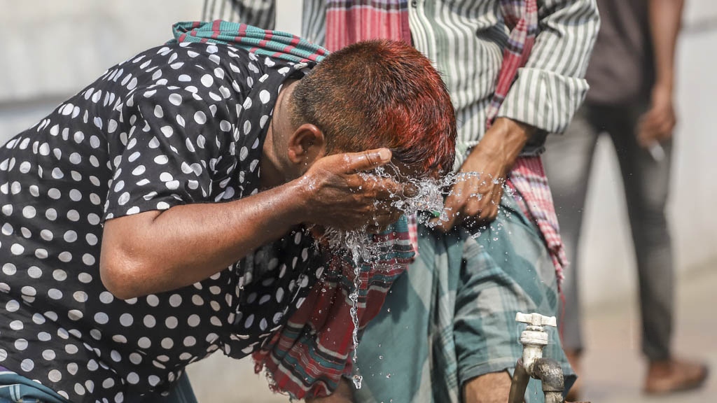 গরমে অস্বাভাবিক অস্বস্তি: চিকিৎসকের পরামর্শ নেবেন কখন?