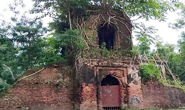বিলীনের পথে সাধুহাটির &lsquo;জমিদার বাড়ি&rsquo;