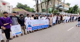 প্রধানমন্ত্রীর বিরুদ্ধে অপপ্রচার:মুক্তিযুদ্ধ মঞ্চ&rsquo;র মানববন্ধন