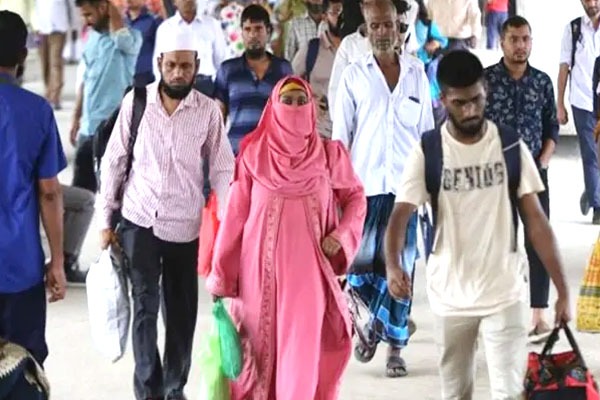 ঈদ শেষে কর্মস্থলে ফেরা : অতিরিক্ত ভাড়া আদায়ের অভিযোগ