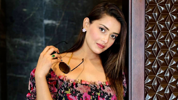 গিফট নিয়ে হয়ে গেলাম প্রতারক : তানজিন তিশা