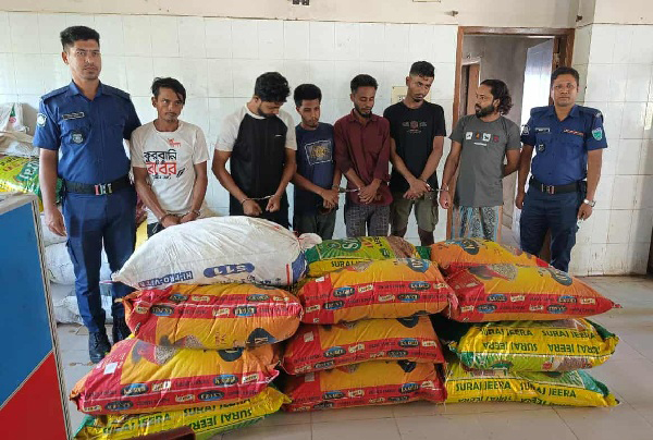 এসএ পরিবহনের ভ্যান ডাকাতি, লুট হওয়া মালামালসহ গ্রেপ্তার ৬