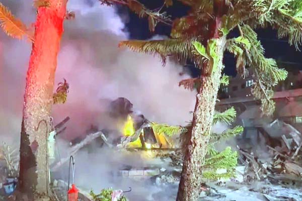 লোকালয়ে বিধ্বস্ত বিমান, হতাহত বহু