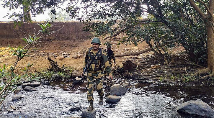 ভারতে মাওবাদী বিরোধী অভিযানে নিহত ১৬