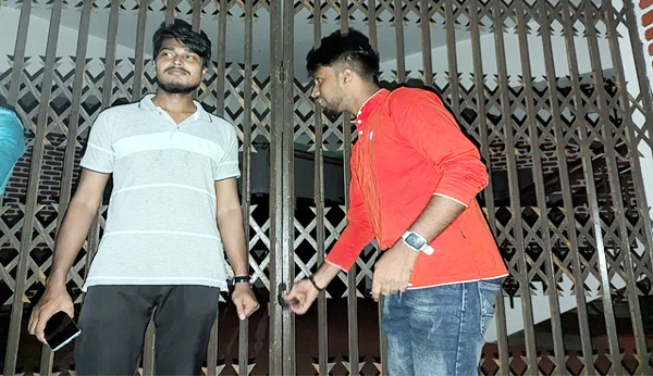 শাবির প্রশাসনিক ভবনে তালা, ভিসি ও প্রেভিসিকে অবাঞ্ছিত ঘোষণা