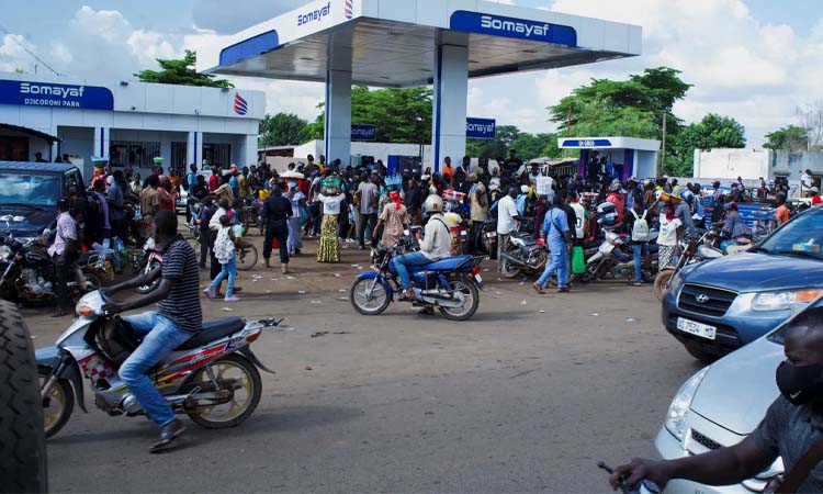 মালিতে জ্বালানি সংকটে সব শিক্ষাপ্রতিষ্ঠান বন্ধ ঘোষণা