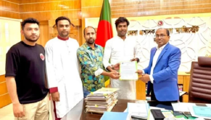 হবিগঞ্জ মেডিকেল কলেজ বন্ধের &lsquo;ষড়যন্ত্রের&rsquo; প্রতিবাদে ছাত্রদলের স্মারকলিপি