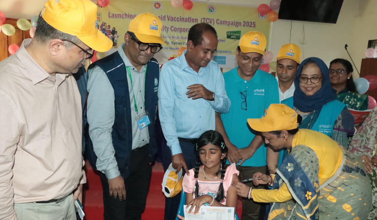 'শিশুদের সুরক্ষায় টাইফয়েডের টিকা ক্যাম্পেইন সফল করতে হবে'