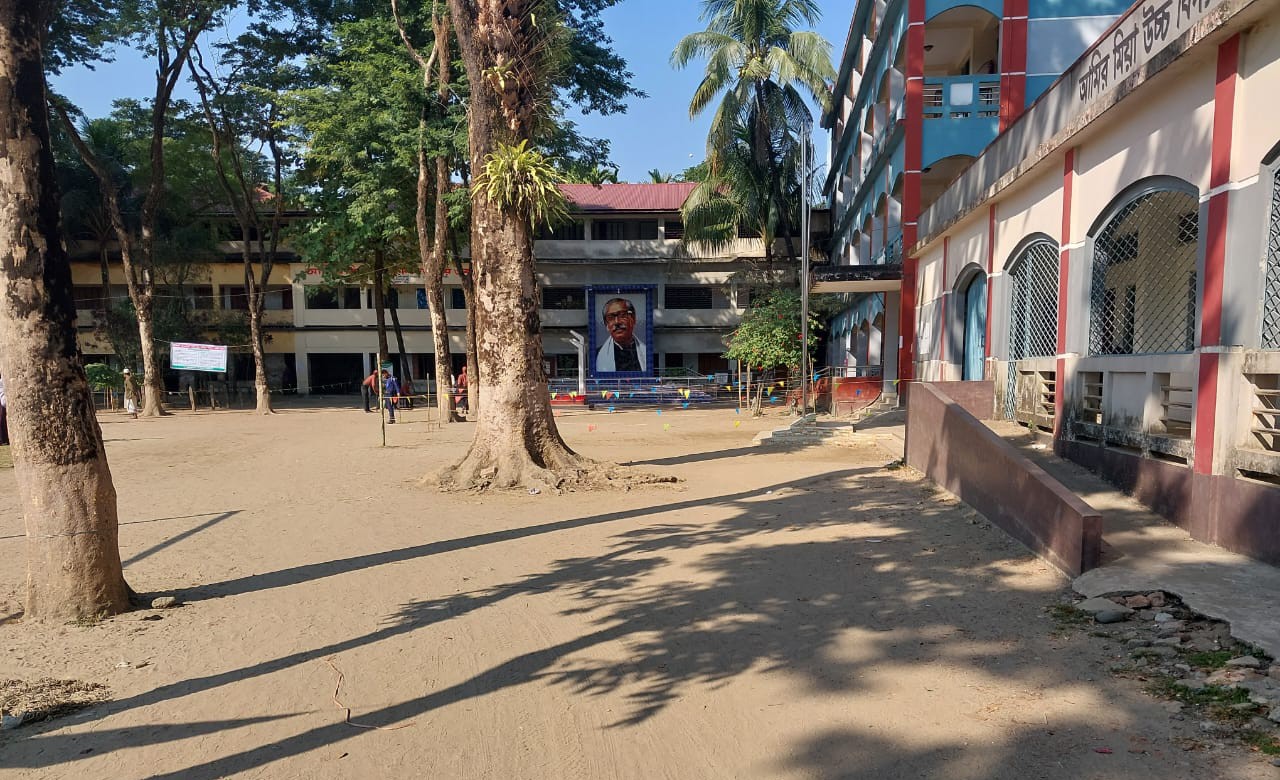 জাফলংয়ে ভোটার শূন্য অধিকাংশ ভোটকেন্দ্র